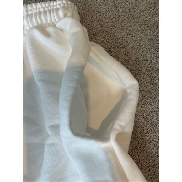 NWOT The Frankie Shop Memphis Fleece Set in White, M/L $250 E43 - Picture 6 of 8